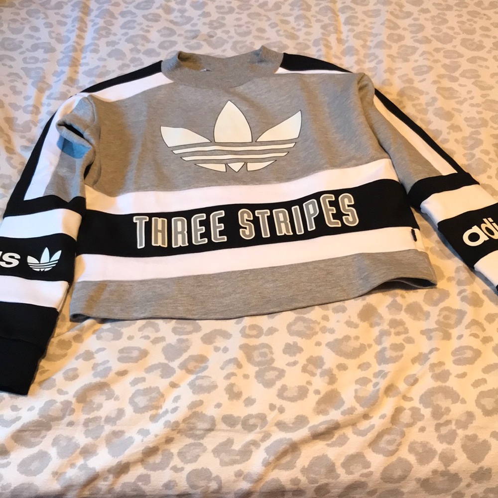 Crop sweater